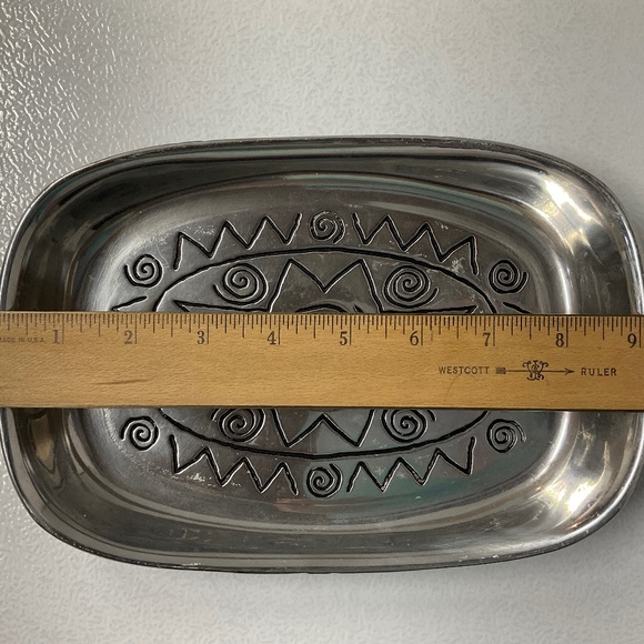 Small Wilton Armetale silver metal dish - Picture 4 of 7